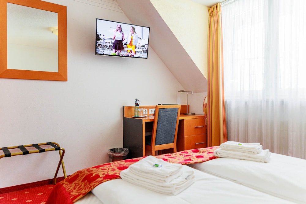Bodensee Hotel Kreuz 16/50
