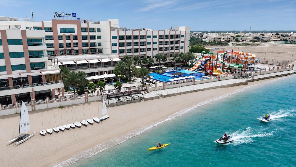 RADISSON BLU HOTEL, SOHAR 69/72