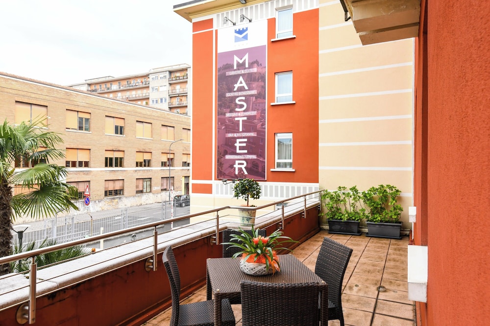 Hotel Master 4/62