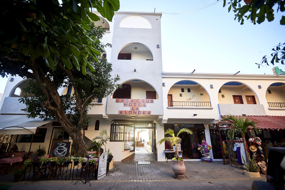 The Alondra Hotel 13/58