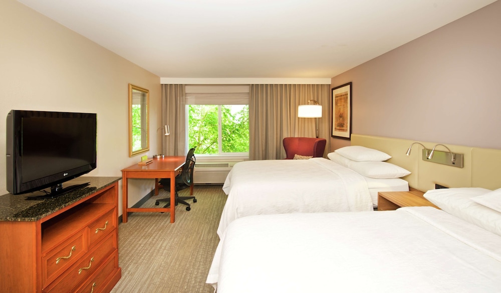 Hilton Garden Inn Seattle/Renton 9/41