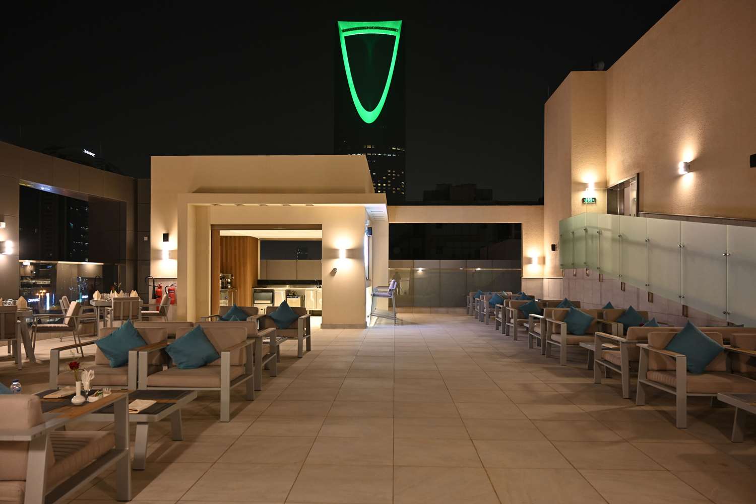 فندق كومفورت الرياض(Comfort Hotel Riyadh Olaya) 21/33