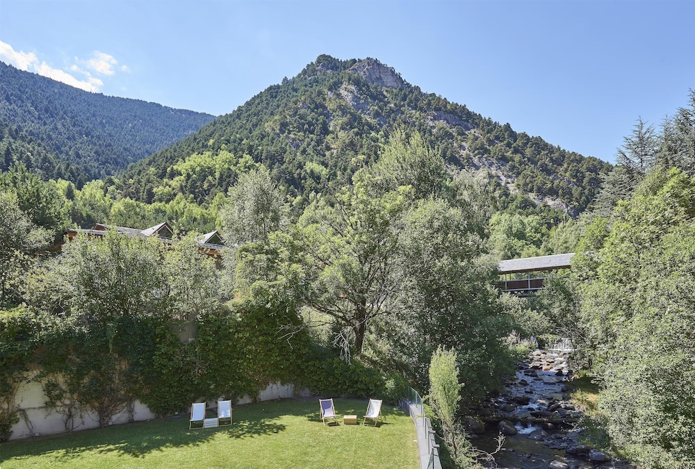 NH Collection Andorra Palome 42/50