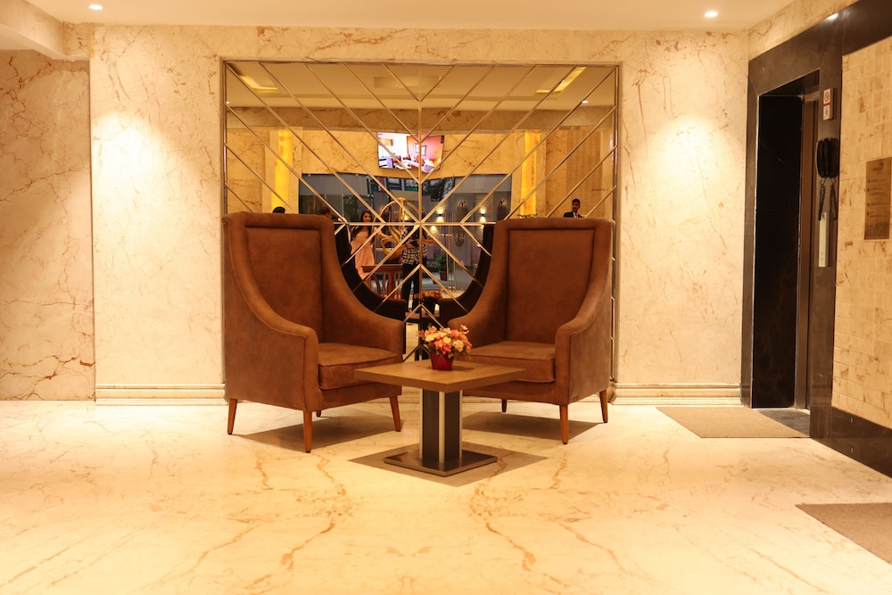 Pride Hotel Bhopal 3/49