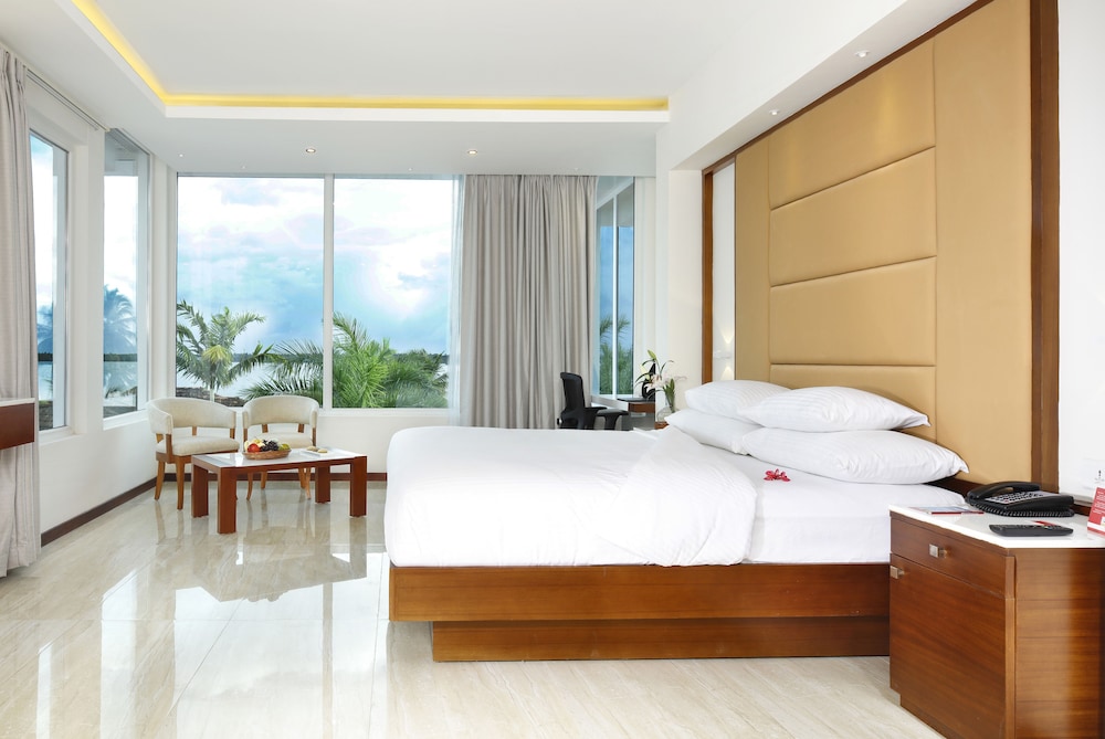 PRESIDENTIAL, SUITE, KING BED
