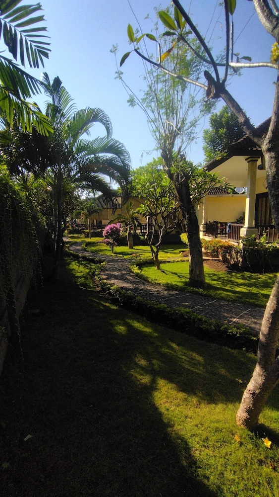 Bintang Beach Villas 40/51
