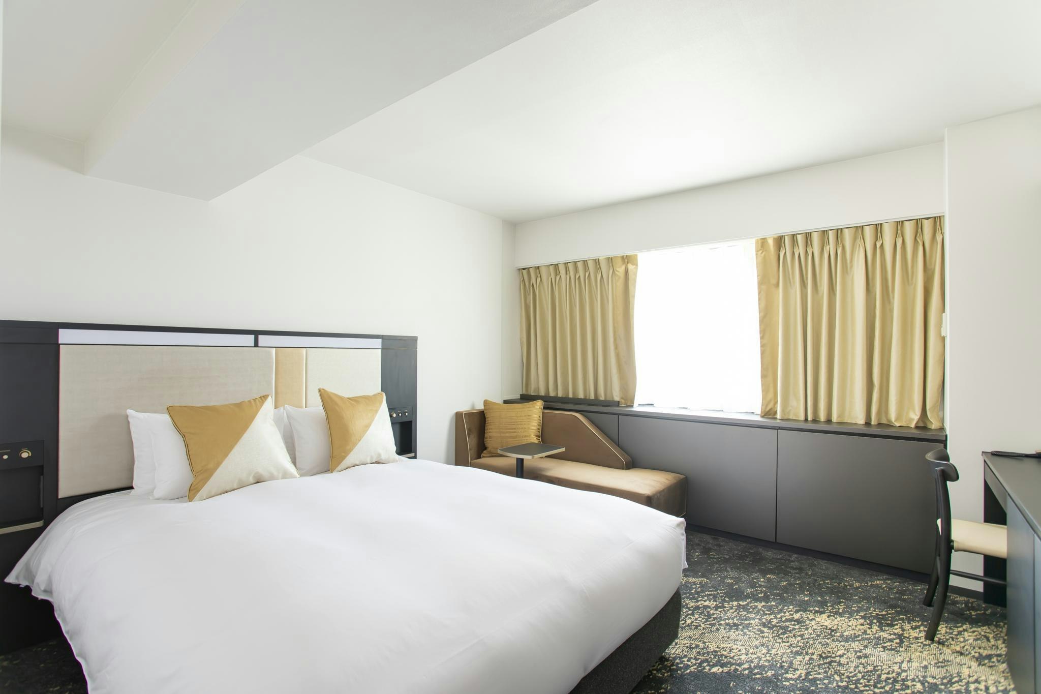Superior, Double Bed, Cross Floor