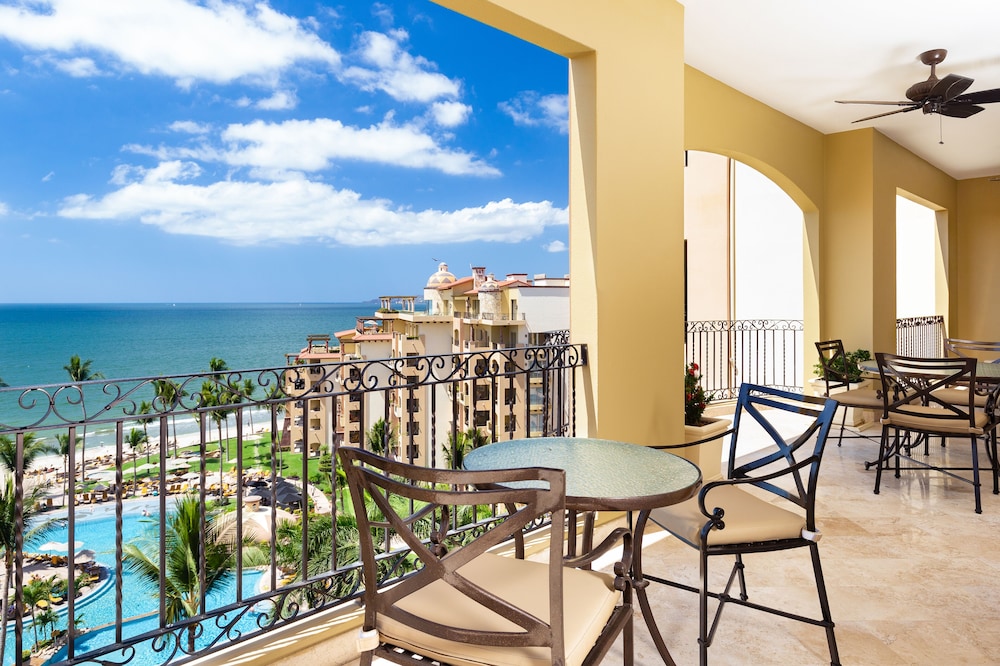 Villa La Estancia Beach Resort and Spa 33/50