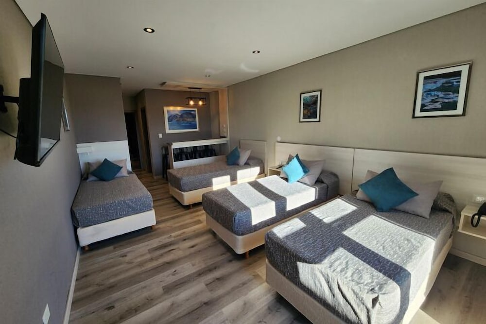 COMFORT, QUADRUPLE