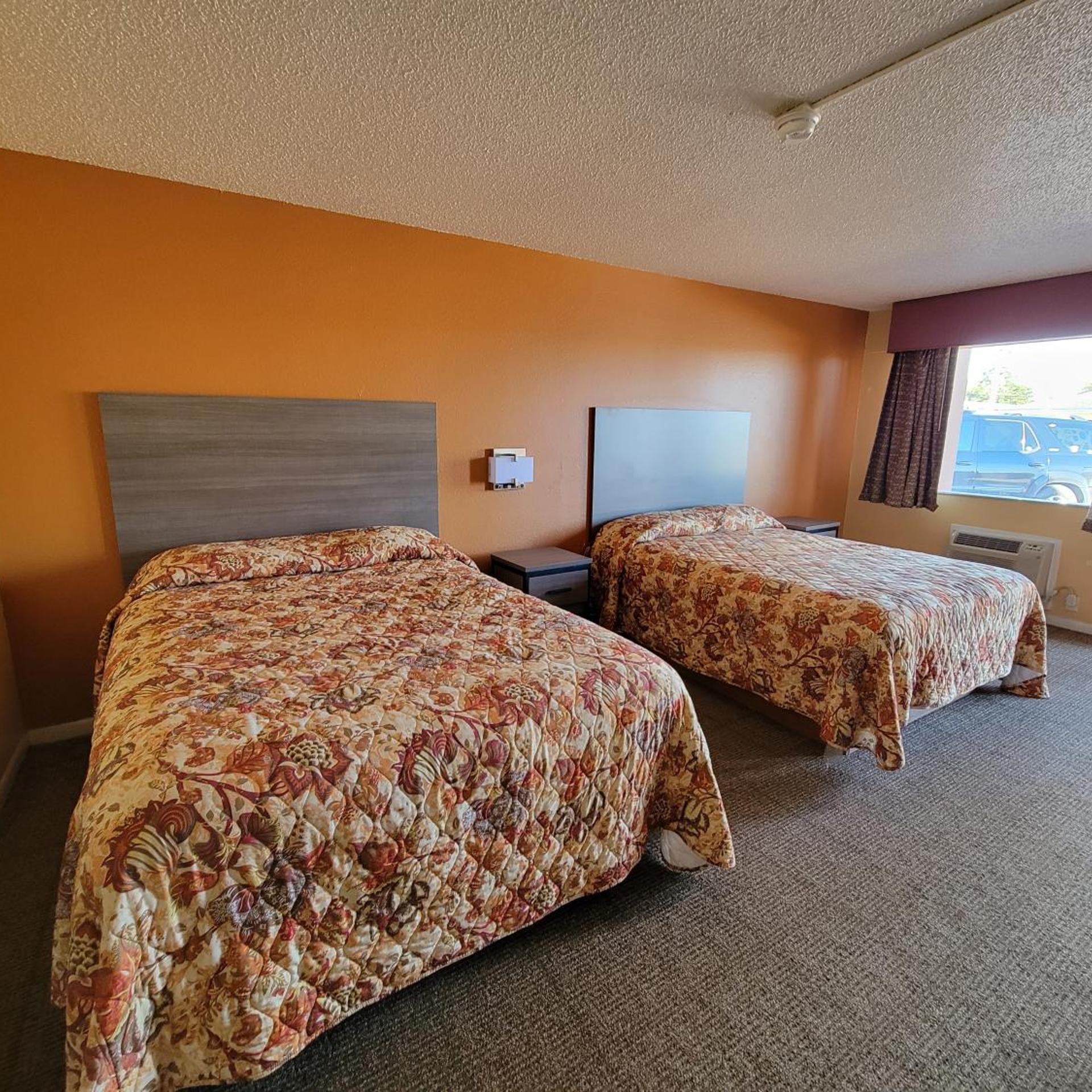Royal Inn 6/8