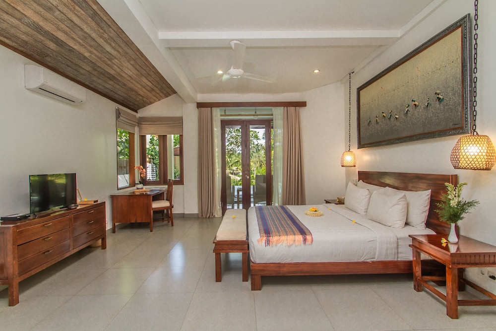 VILLA, PRIVATE POOL