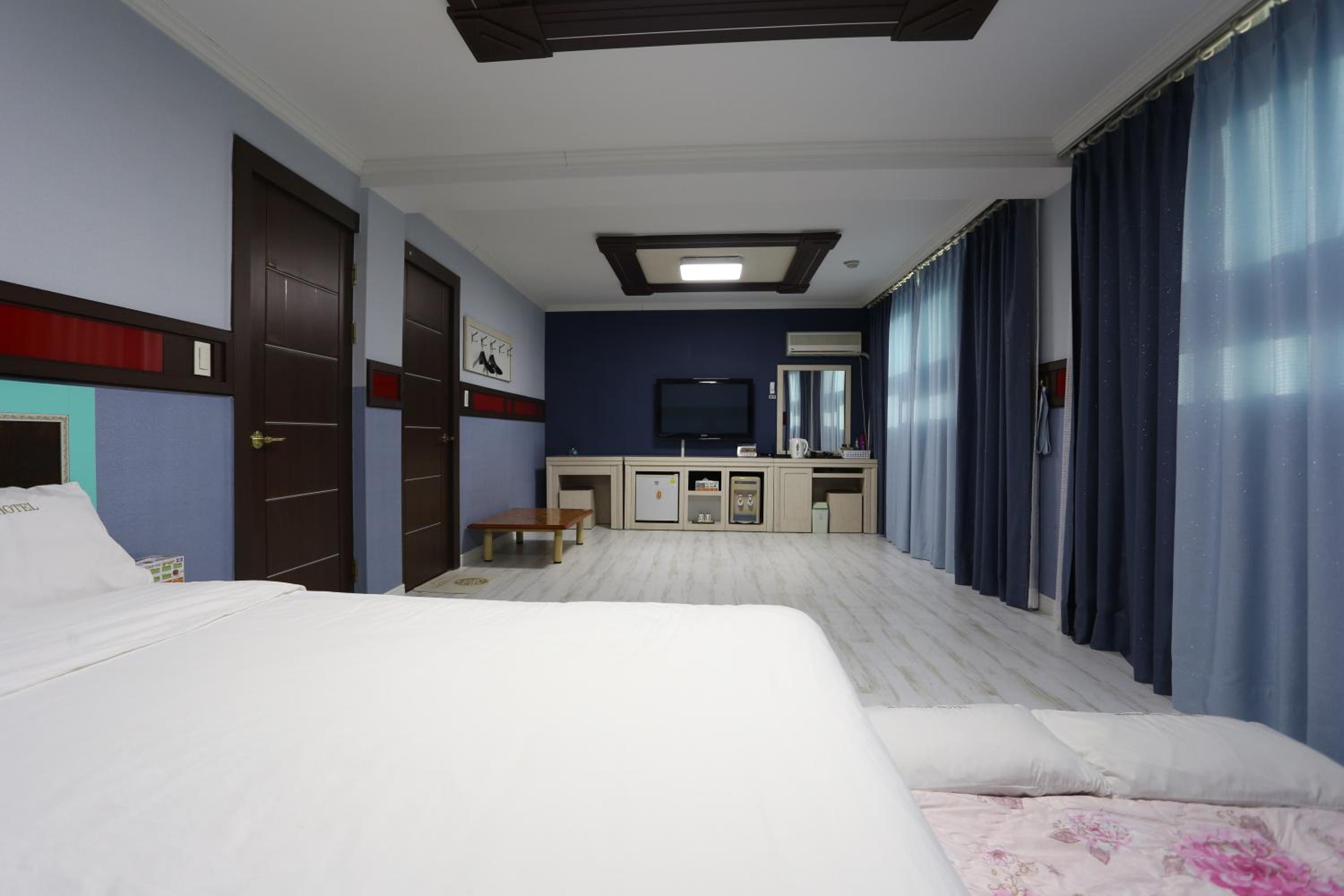 غرفة عائلية، Paradais Motel 2/2