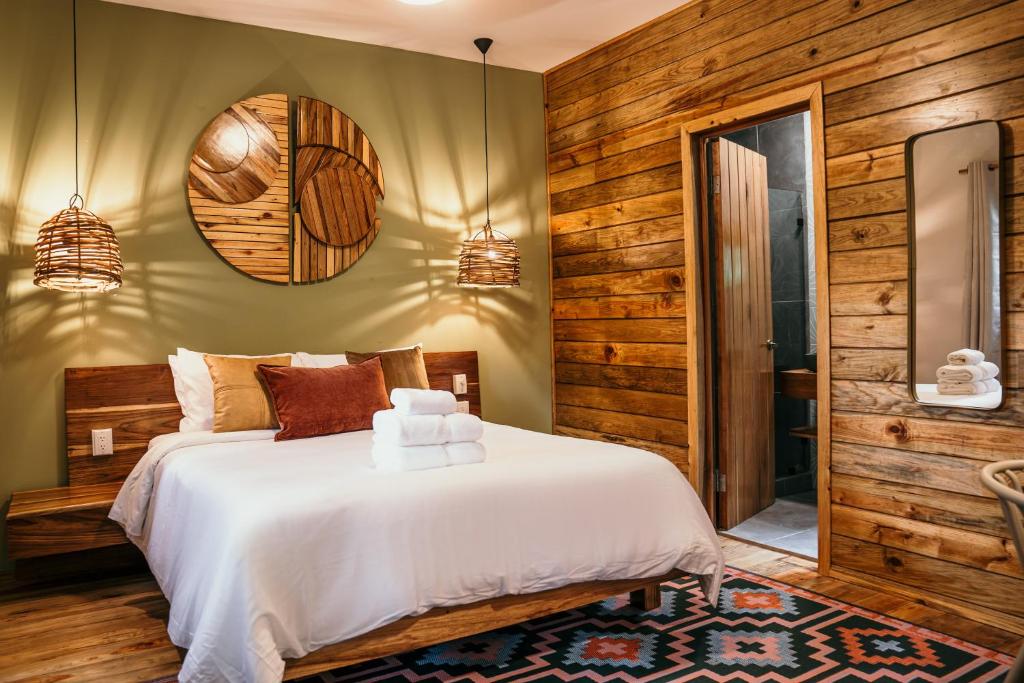 Deluxe, Double Bed, Balcony
