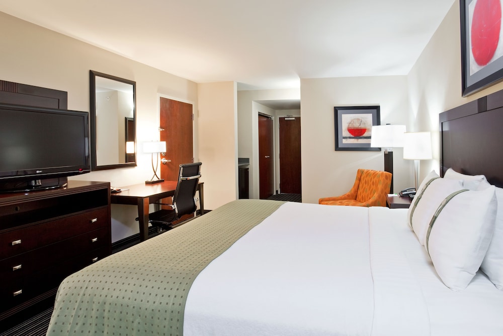 Holiday Inn Columbus - Hilliard 12/50