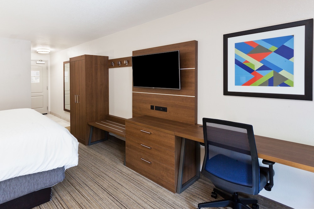Holiday Inn Express Hotel And Suites Rome East 18/50