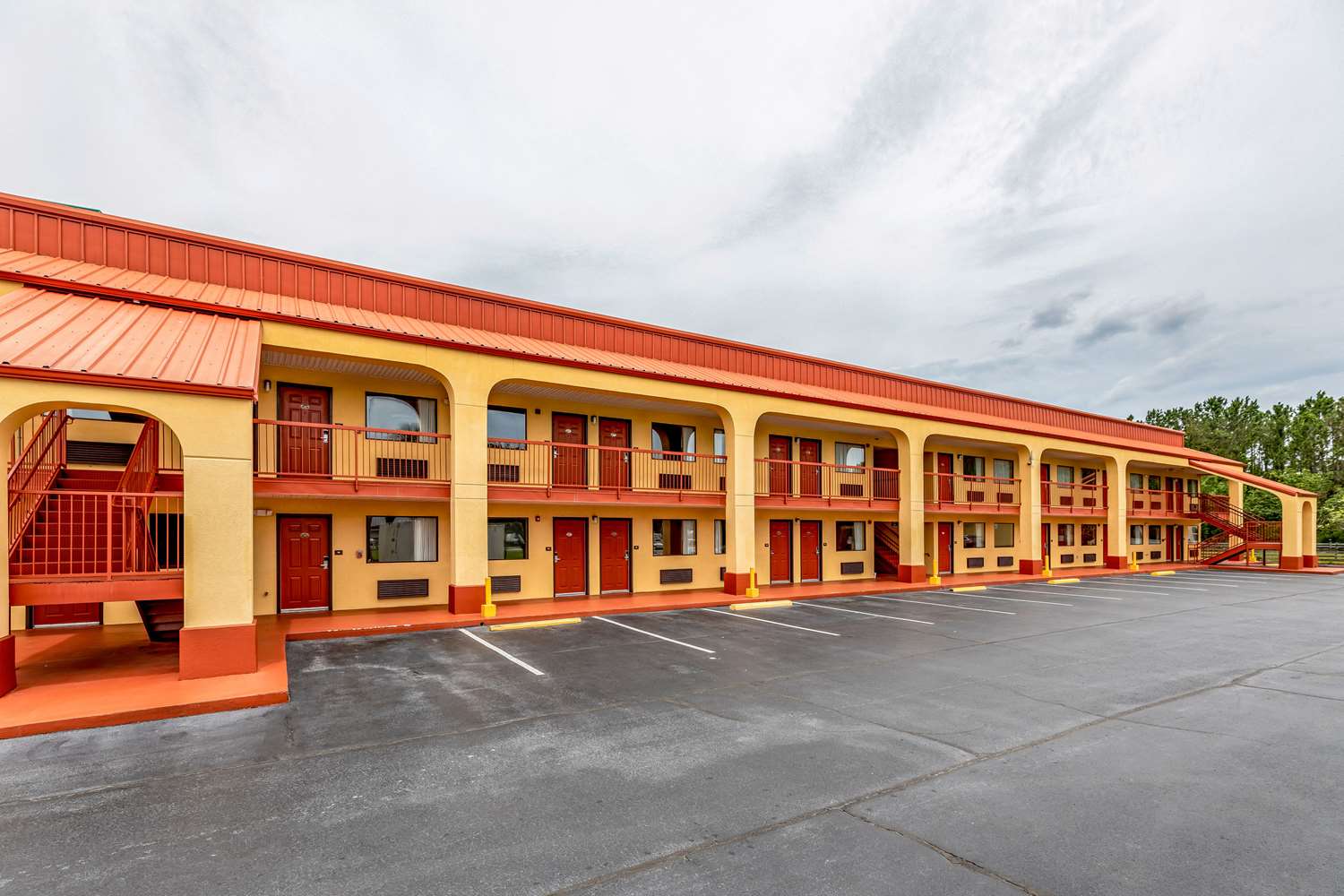 Econo Lodge Kingsland 6/25