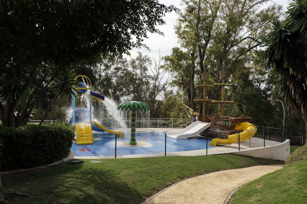AluaSun Costa Park 32/44
