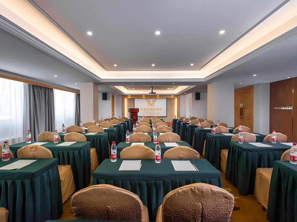 Vienna Hotel (Shenzhen Guanlan Shanshui Tianyuan) 42/58
