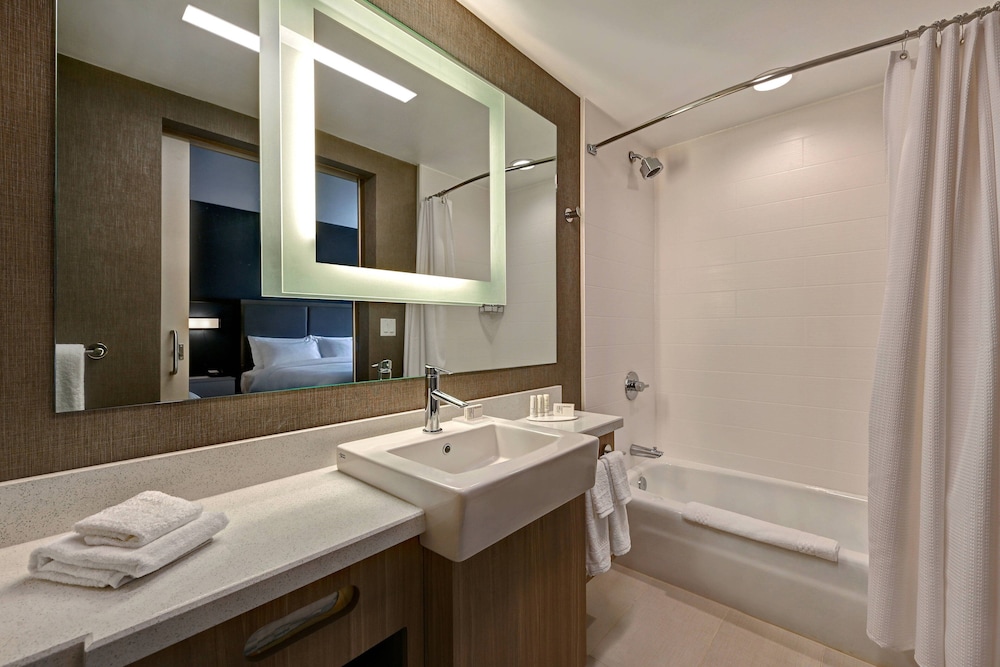 Springhill Suites by Marriott Albuquerque University Area 12/52