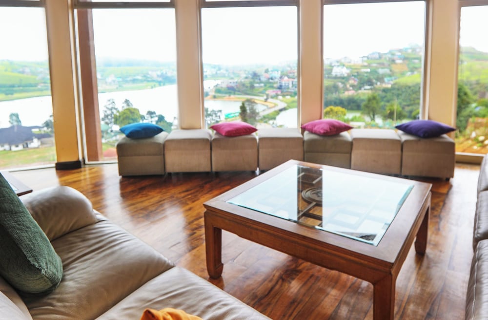 Yoho Villa Acacia 22/36