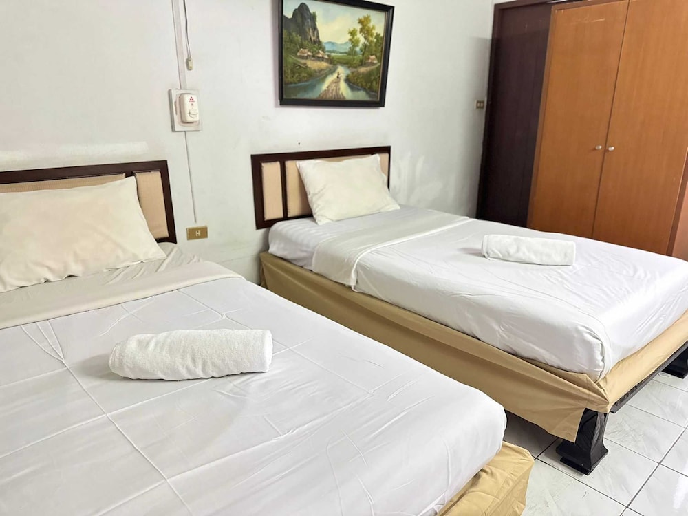 Hotel O Top North Guesthouse 15/32