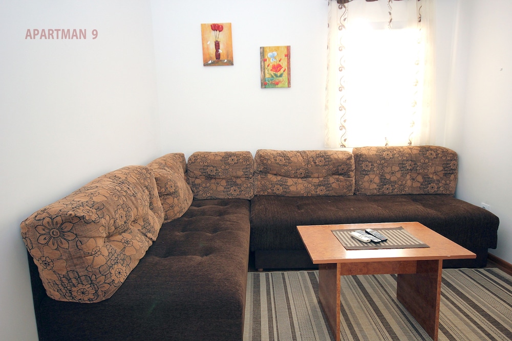 Apartments Kojic 48/75
