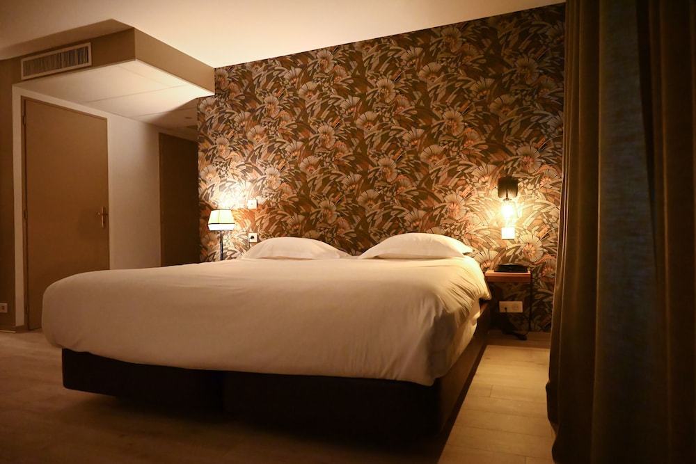 Ancor Hotel 18/50