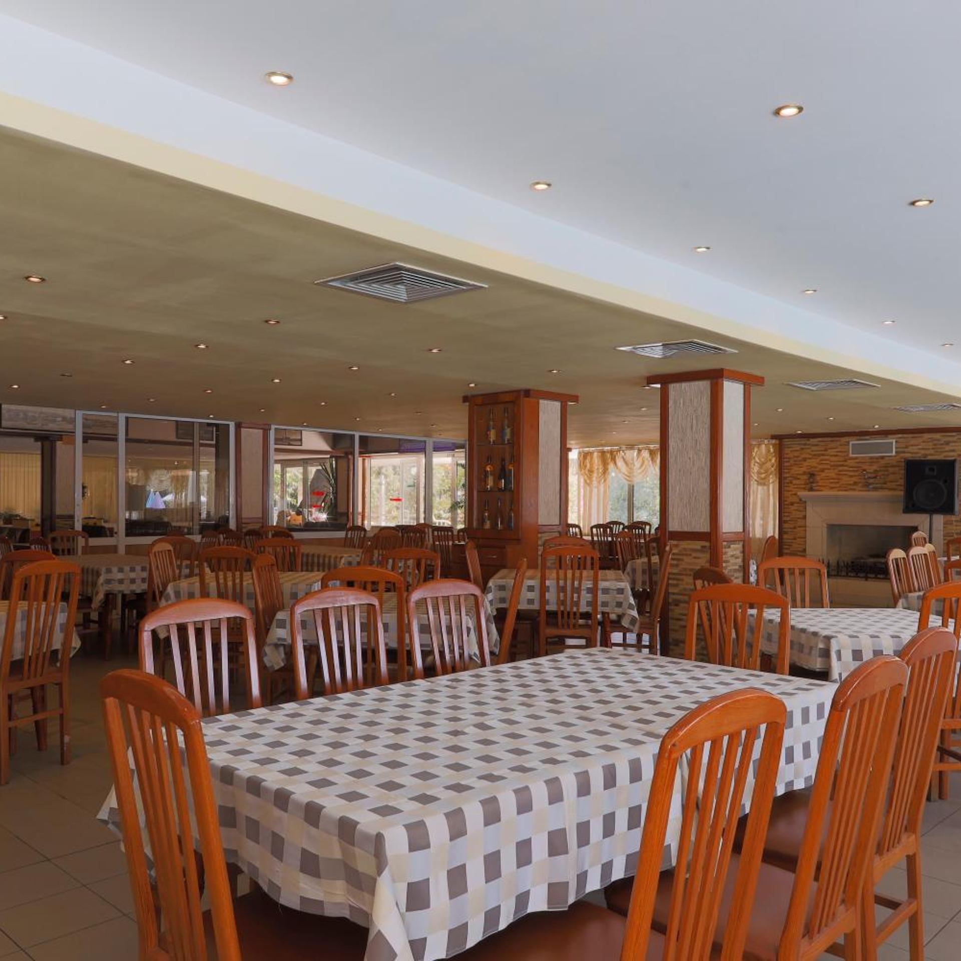 Pliska Hotel 38/48