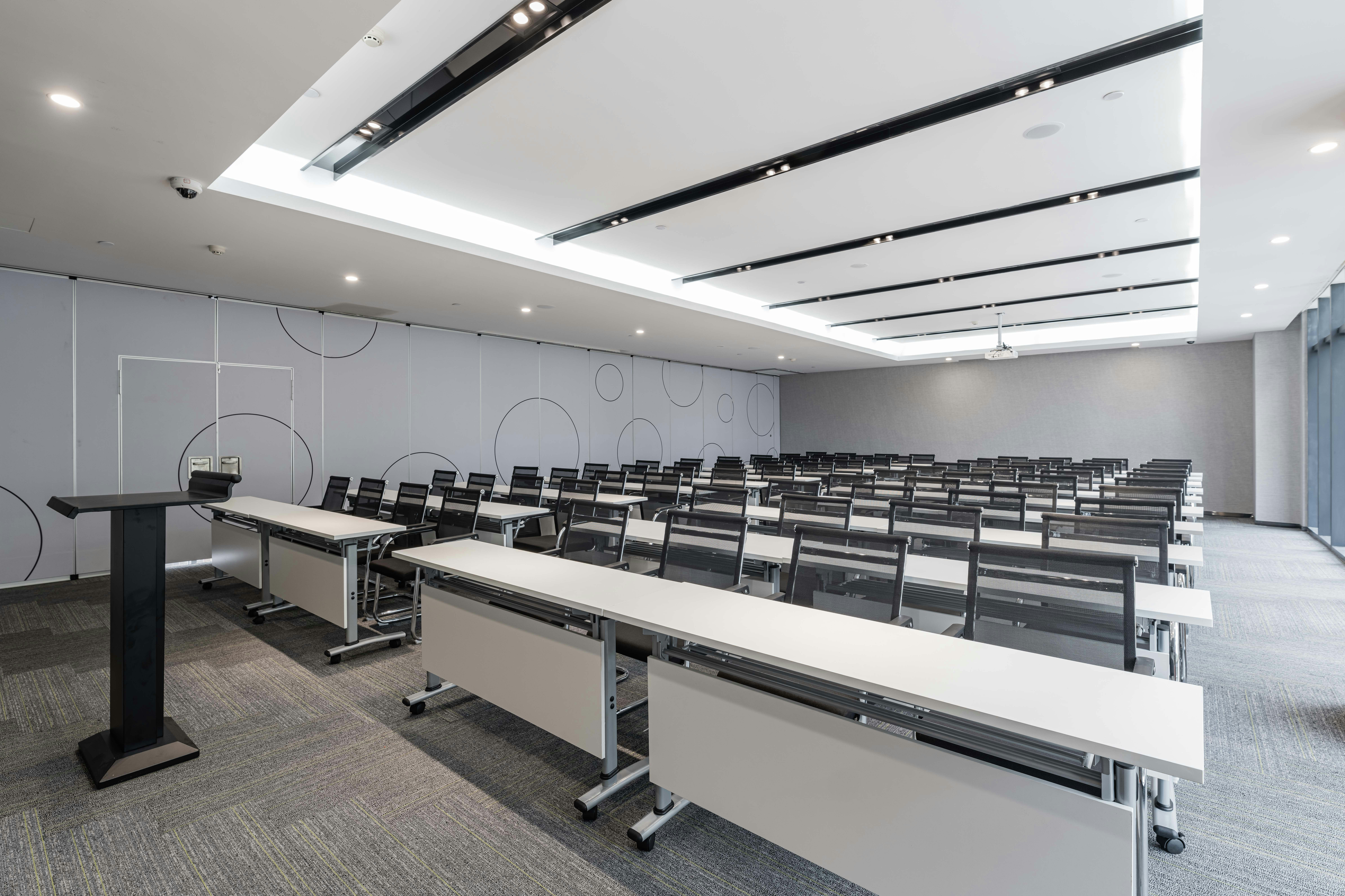 Holiday Inn Express Shanghai Pudong Chuansha 38/69
