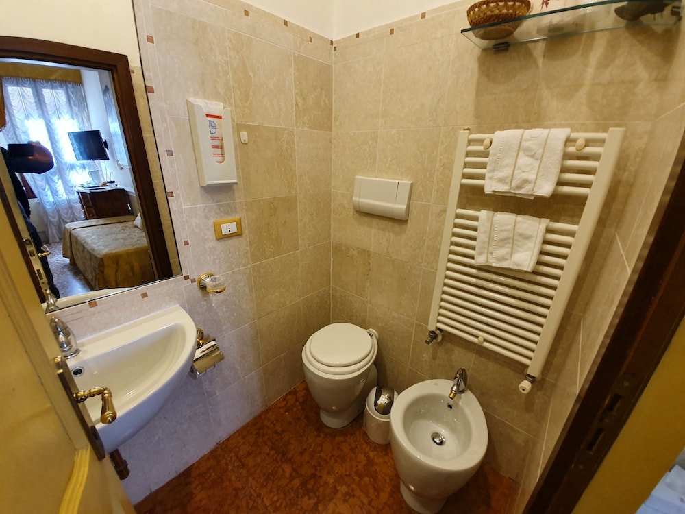 Casa Alla Fenice 41/44