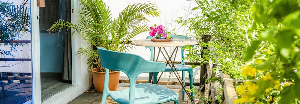 Sara Resort 30/71