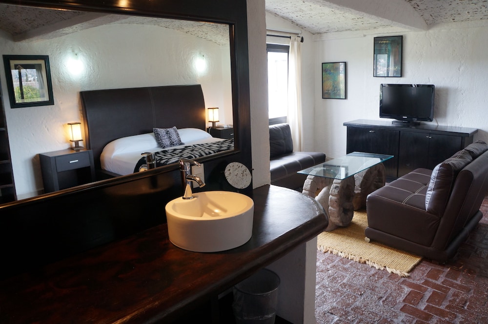 Hotel Casa Blanca San Miguel 26/50