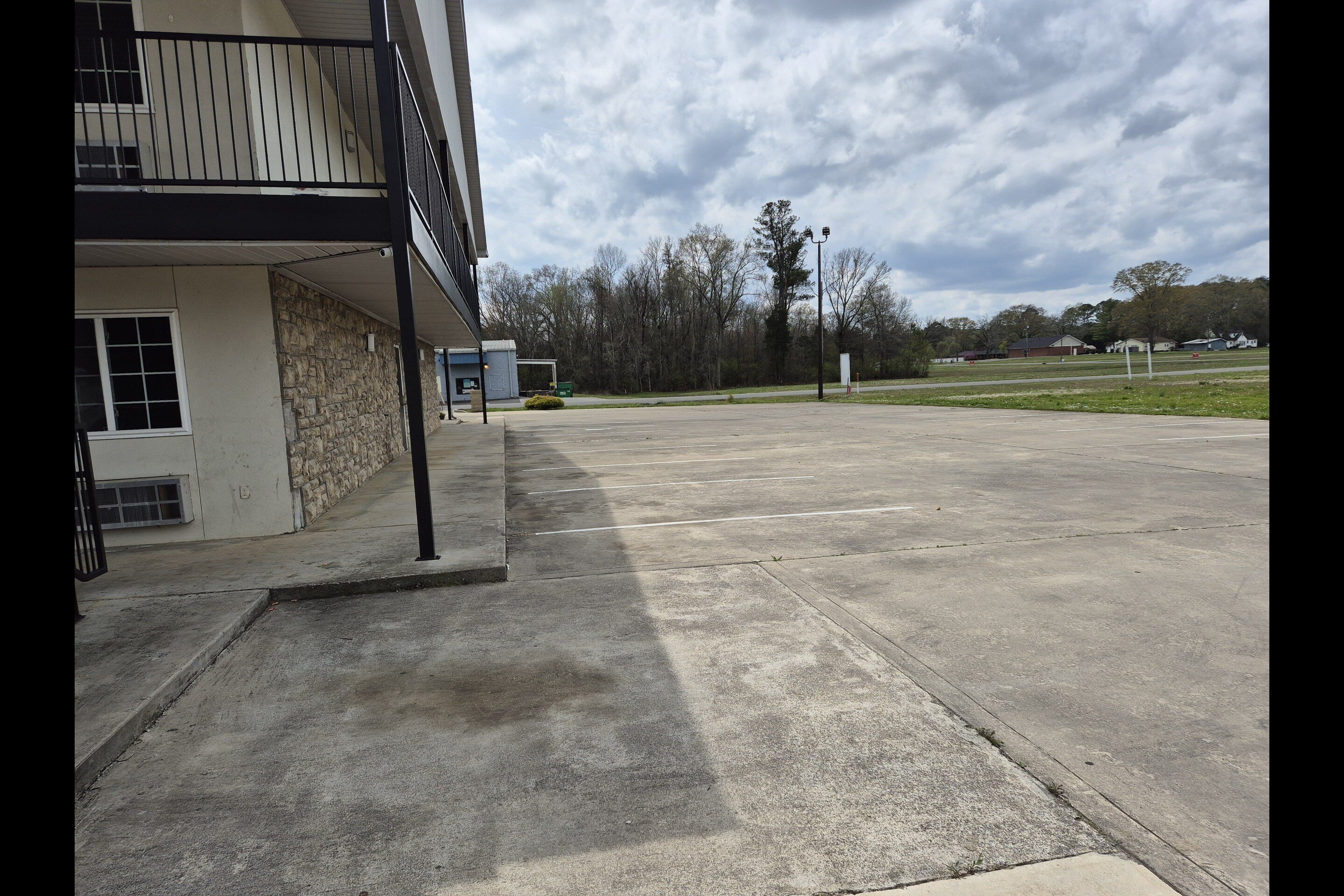 General Bragg Inn & Suites Chickamauga 17/19