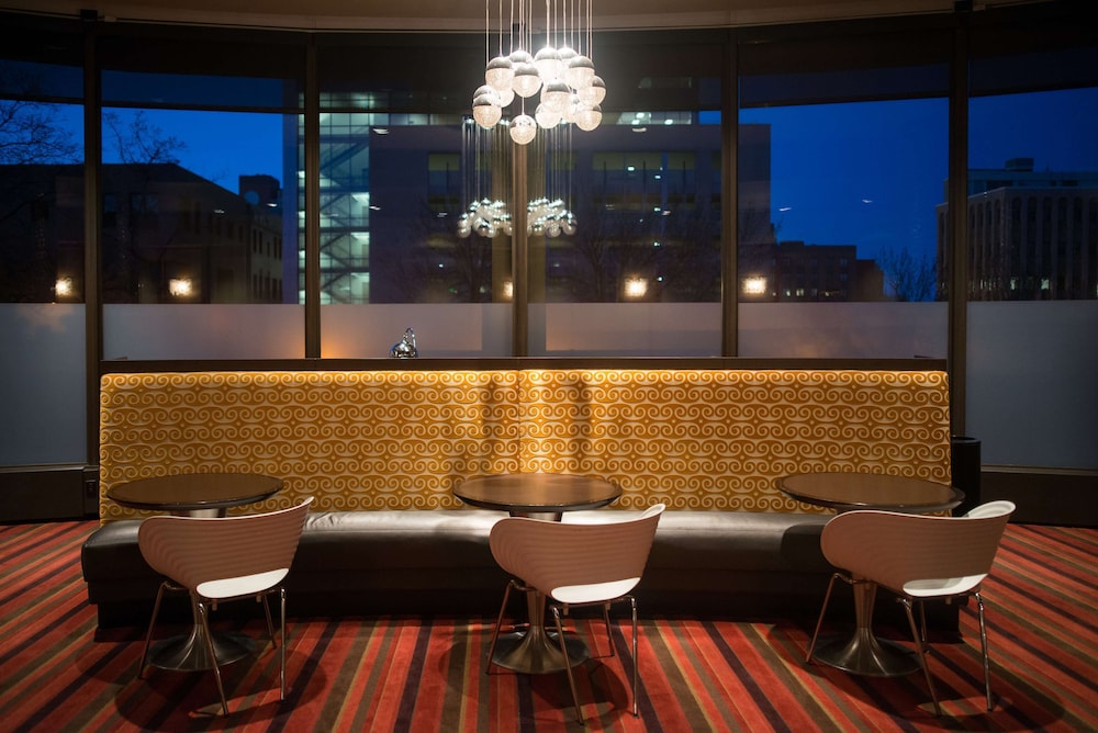 Radisson Hotel Duluth-Harborview 26/34