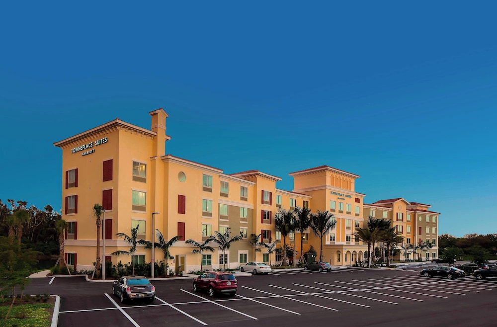 TOWNEPLACE SUITES BY MARRIOTT FORT MYERS ESTERO 45/50