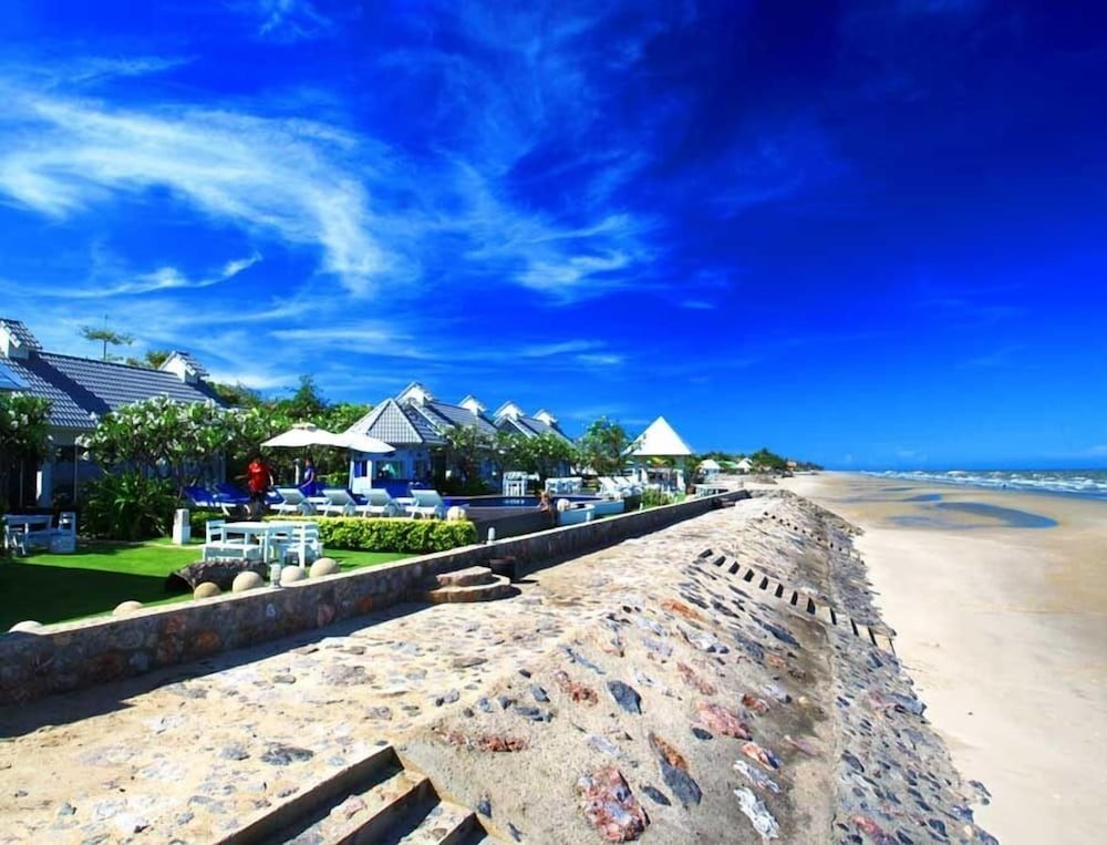 Blue Sky Resort 35/50