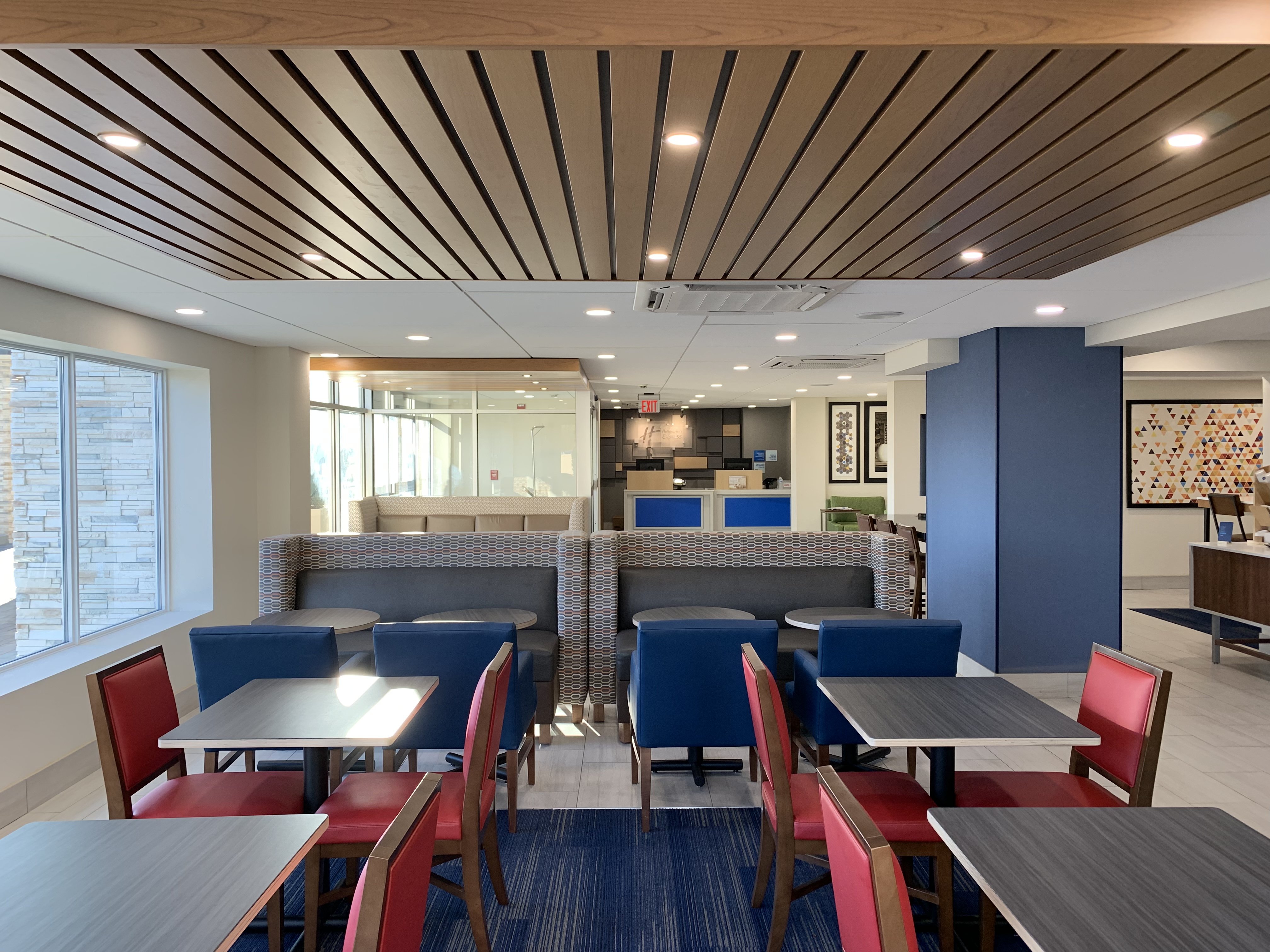 Holiday Inn Express Allentown North 46/62