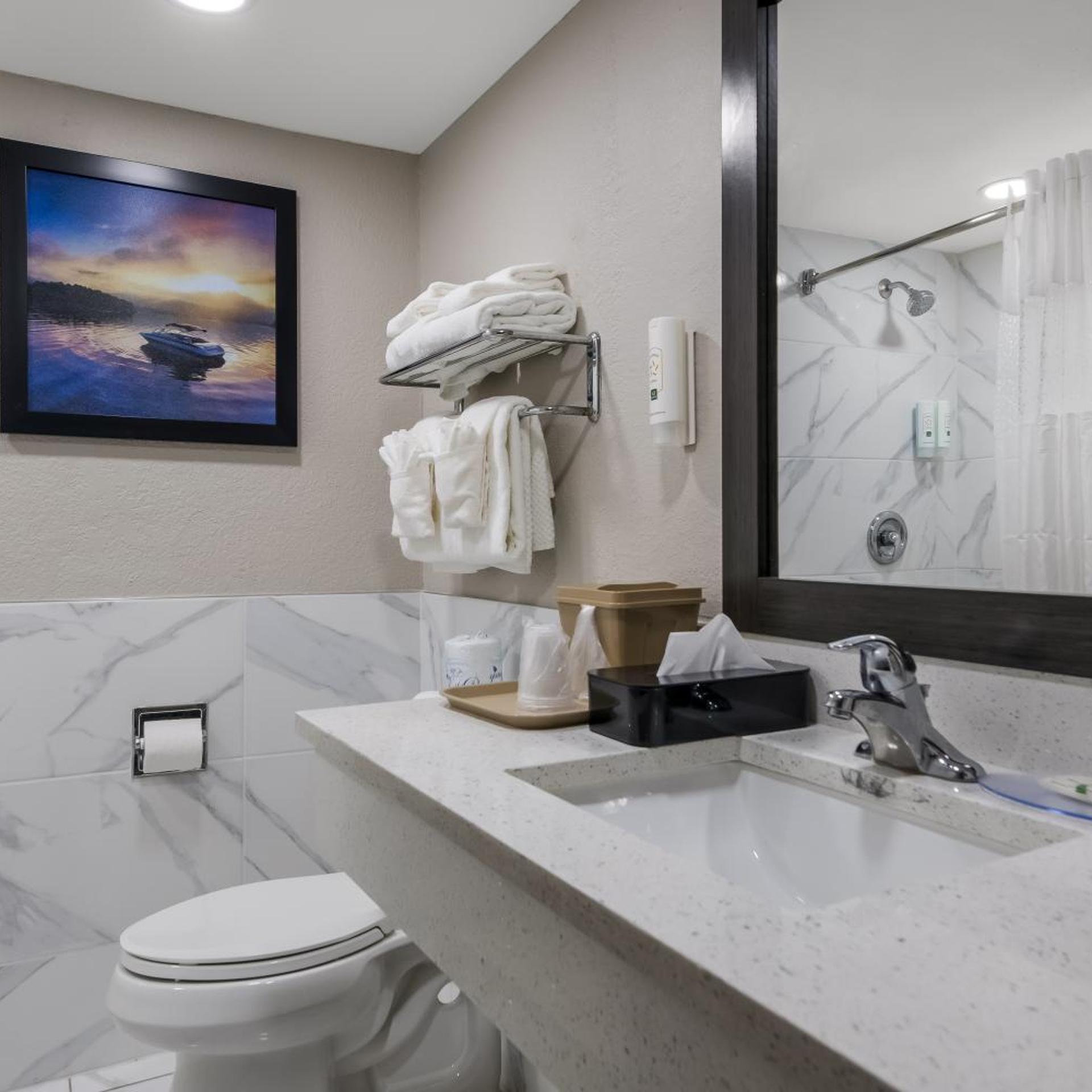 غرفة رباعية للمدخنين، Quality Inn & Suites Altamonte Springs Orlando-North 7/10