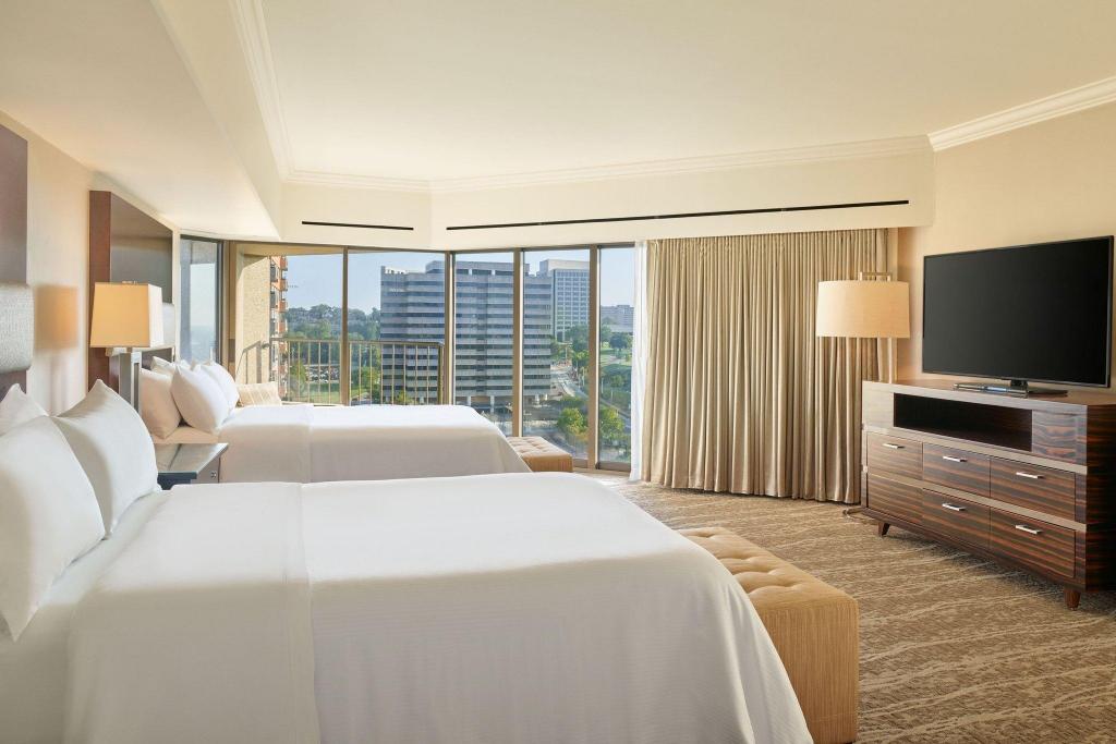 2 Bedrooms, Presidential, Suite, Crown View, Club Lounge Access