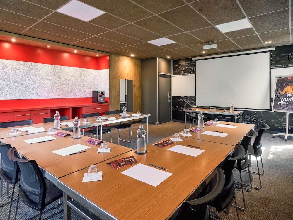 ibis Toulon La Seyne Sur Mer 62/71