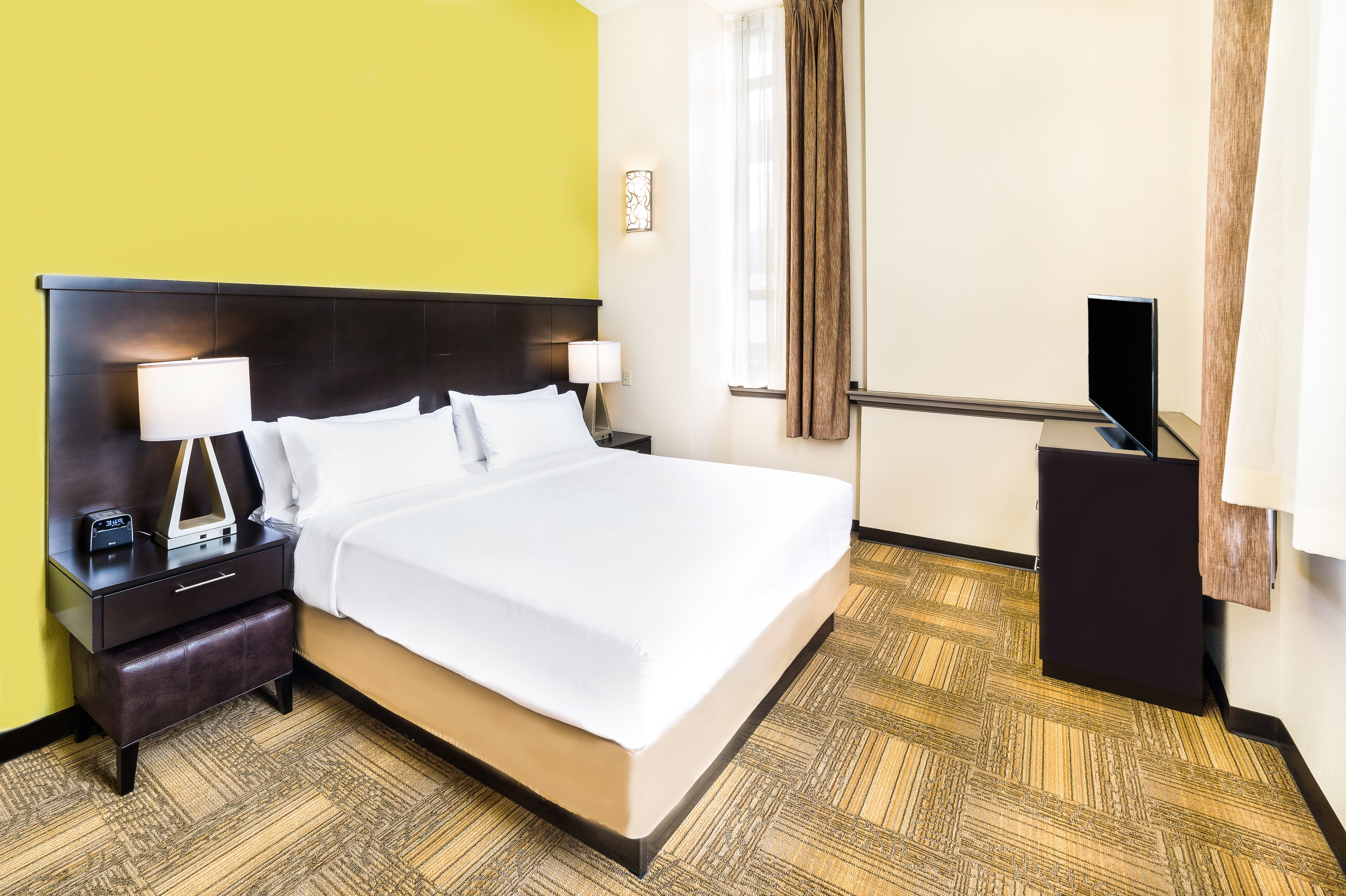 Staybridge Suites BALTIMORE INNER HARBOR 33/80