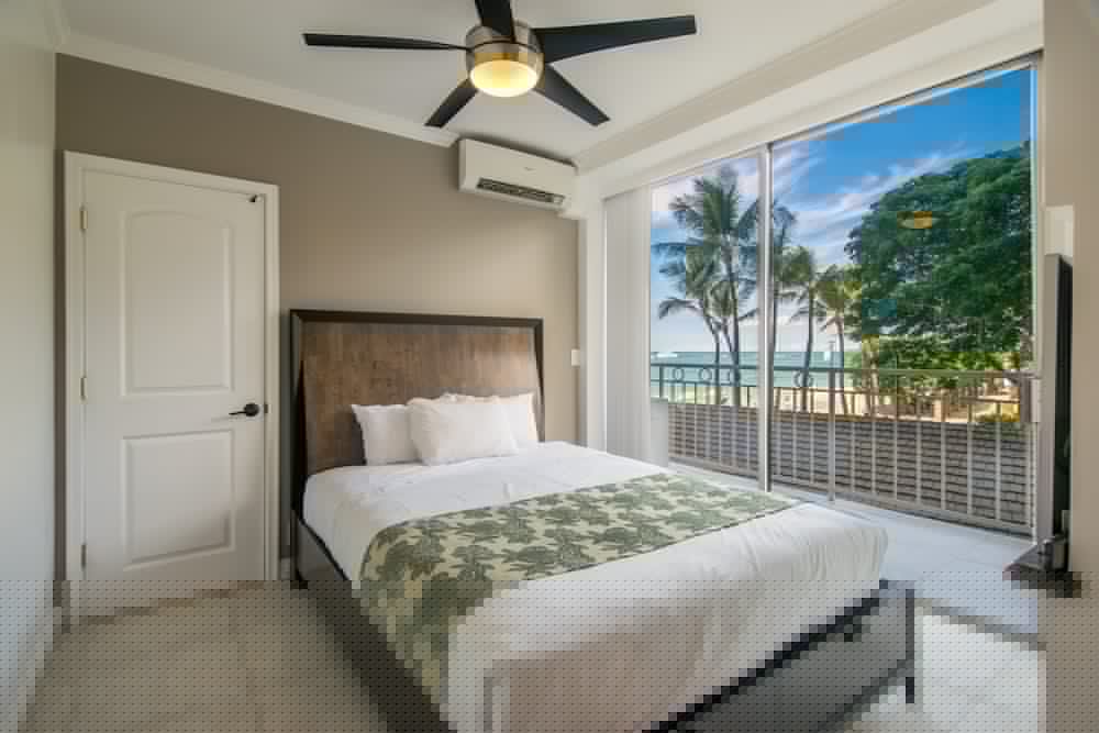 Waikiki Shore by OUTRIGGER 28/81