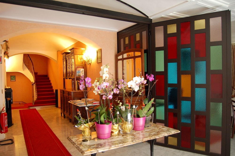 Hotel Chelsea 56/73