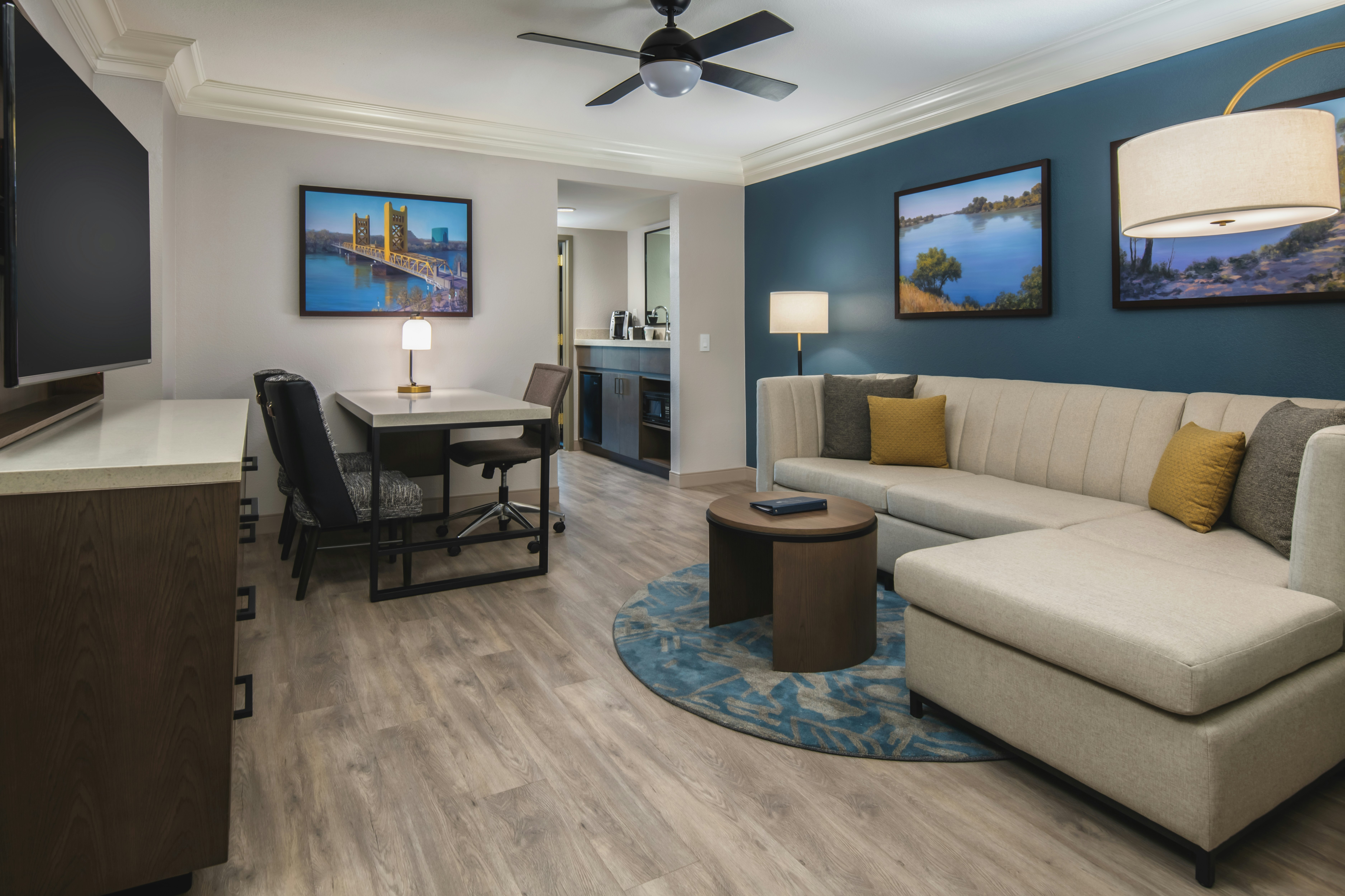 2 ROOMS, SUITE, 2 QUEEN BEDS, ACCESSIBLE