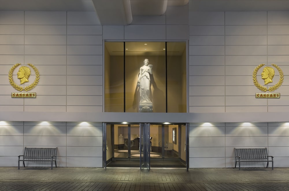 Caesars Windsor- A Caesars Rewards Destination 4/47
