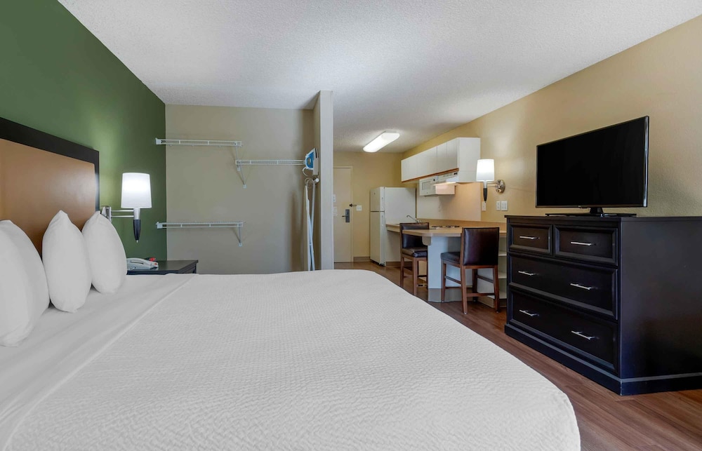 Extended Stay America Fremont - Fremont Boulevard South 23/60