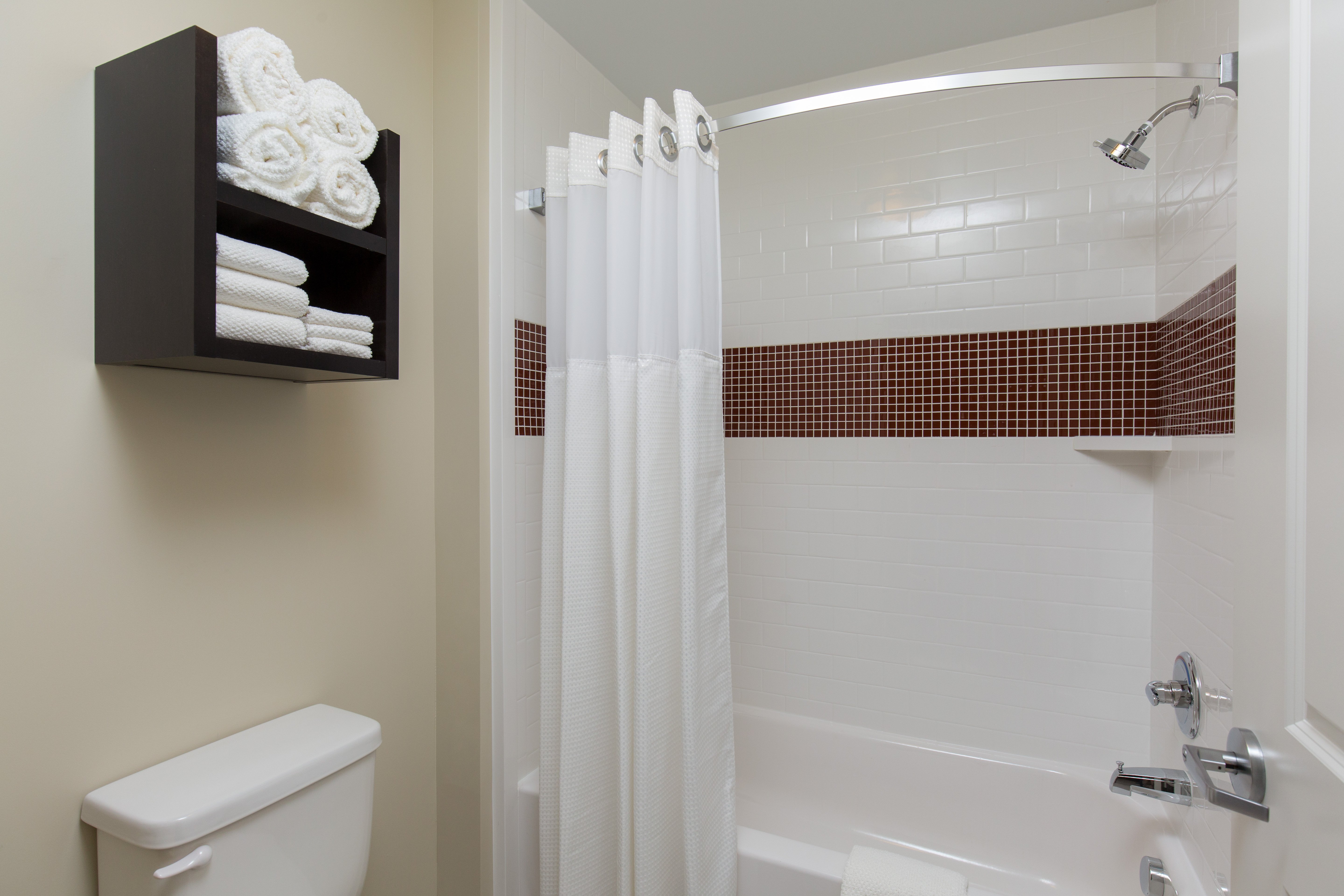 Staybridge Suites Corona South 44/45