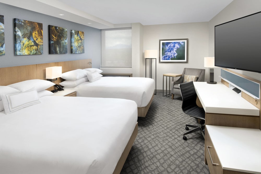 Delta Hotels Seattle Everett 11/44