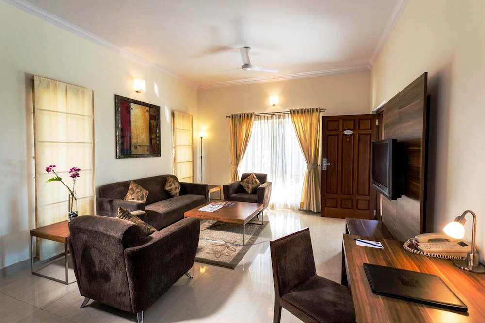 Clarks Exotica Convention Resort Spa 42/70