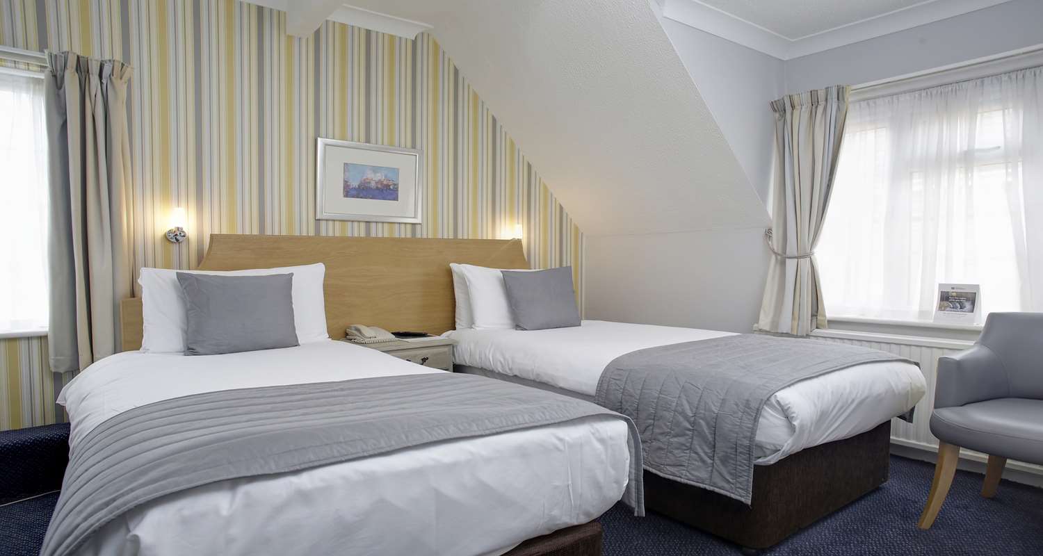 Standard, Twin Beds